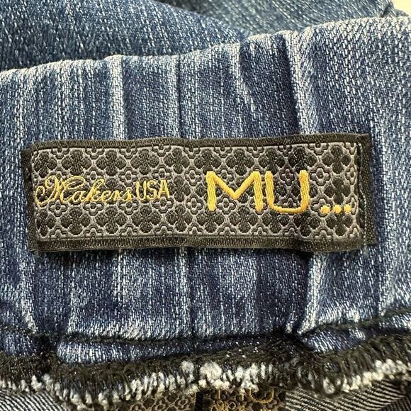 MU Denim Women's XL Elastic Waist Pull On Capri Jeans Blue Casual Comfy‎ Cropped - Picture 4 of 9